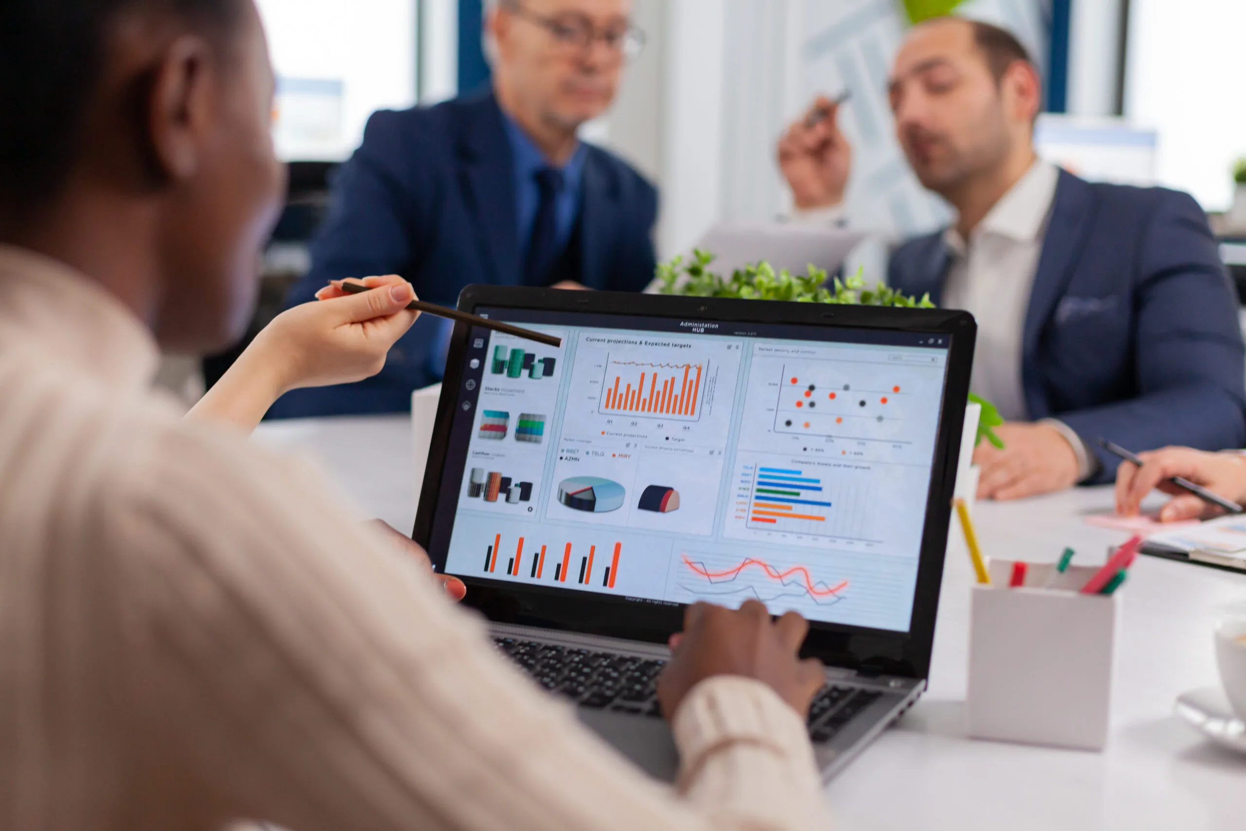 A Força da Torre de Controle: Como Dashboards Executivos Transformam a Gestão de Múltiplos Projetos